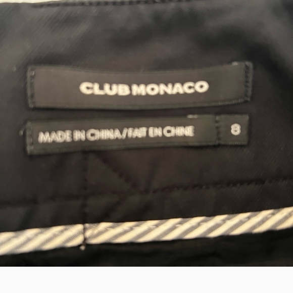 Club Monaco Black Women's Black Mid Rise Shorts Cuffed Buckle Detail Size 8 - Picture 2 of 7